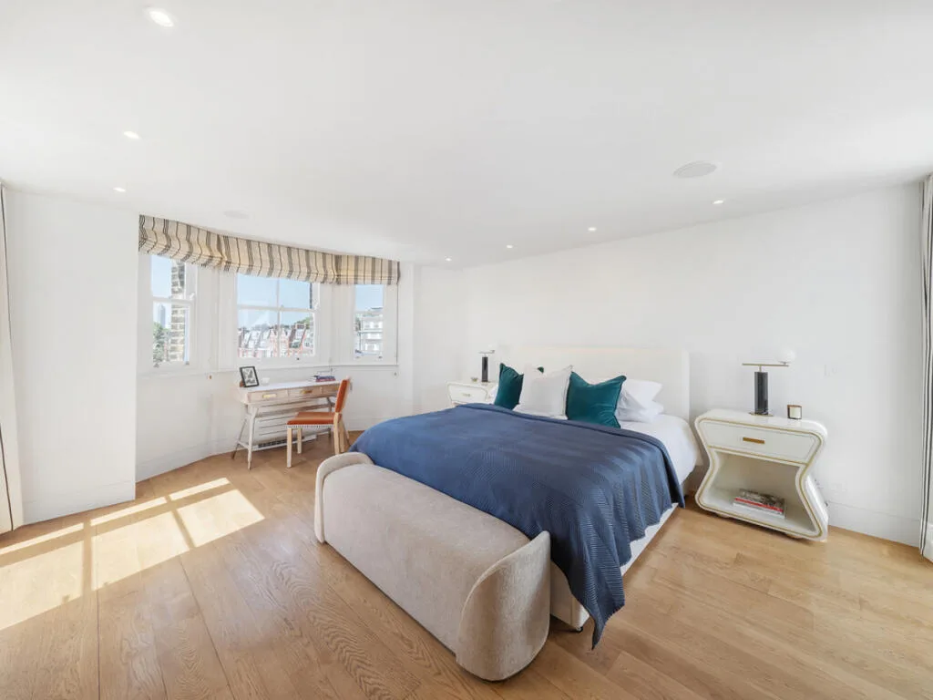 5 bedroom town house for rent