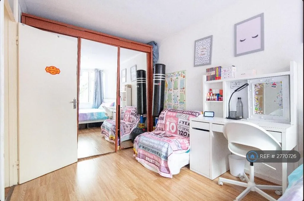 1 bedroom house share for rent