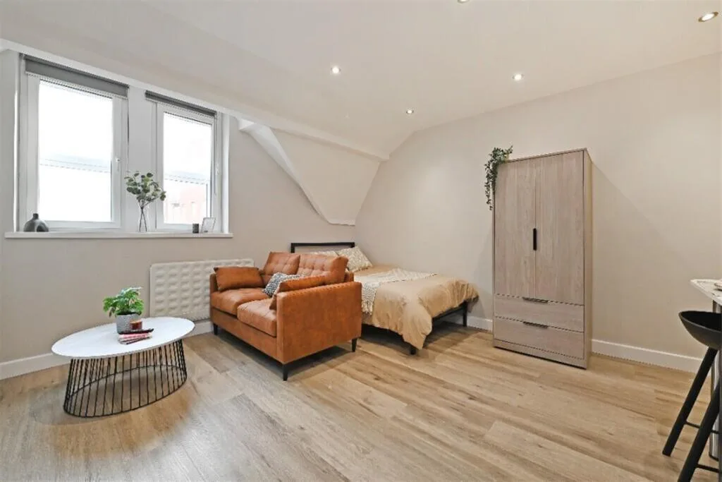 Studio flat for rent