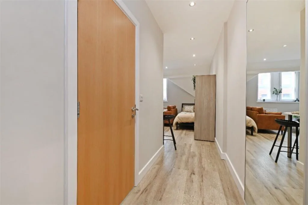 Studio flat for rent