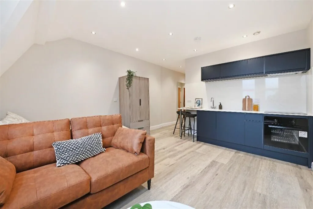 Studio flat for rent
