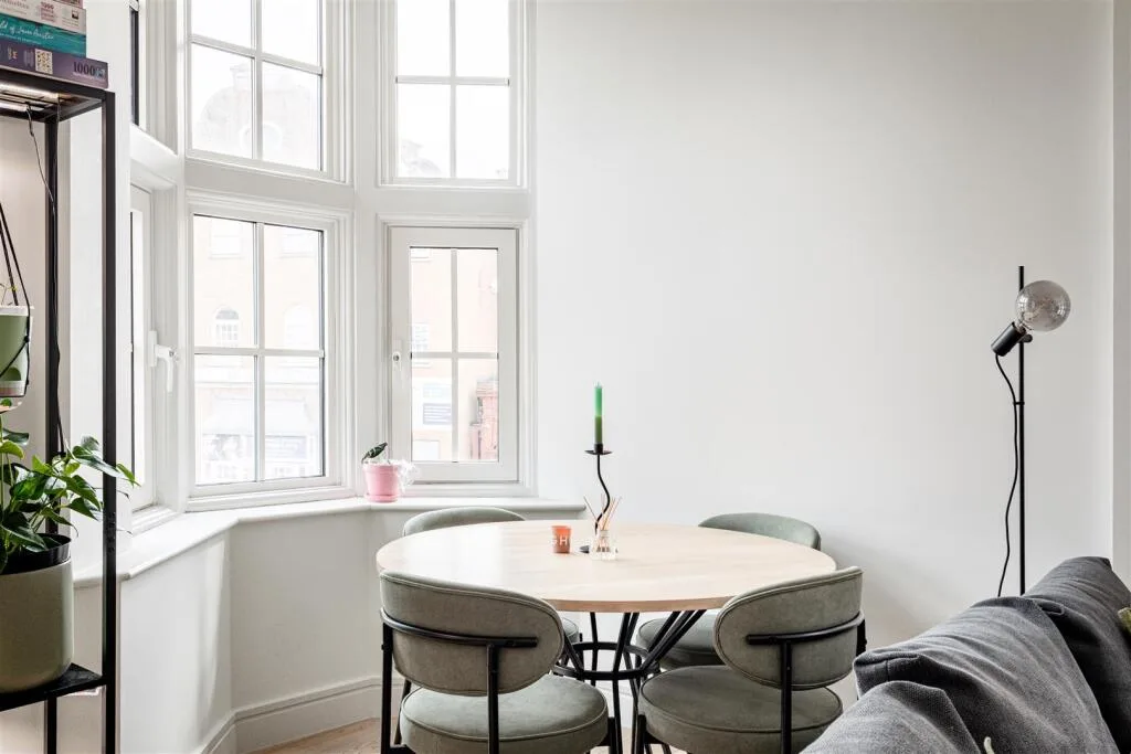 2 bedroom house for rent