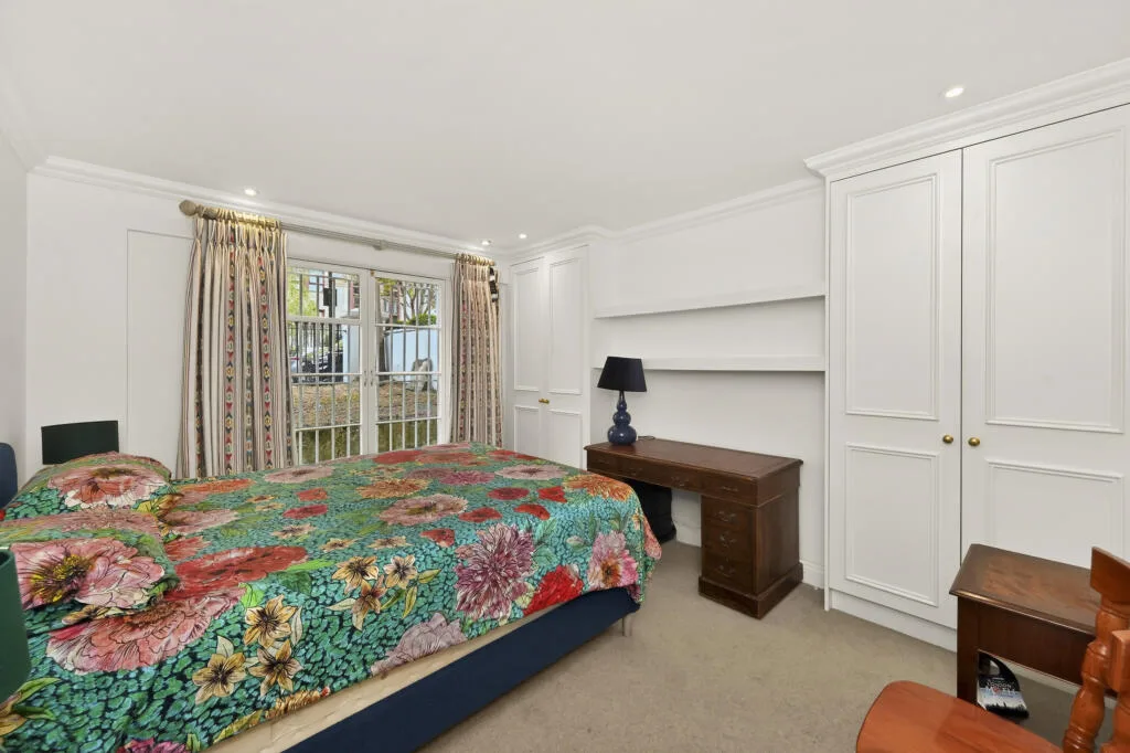 4 bedroom maisonette for rent