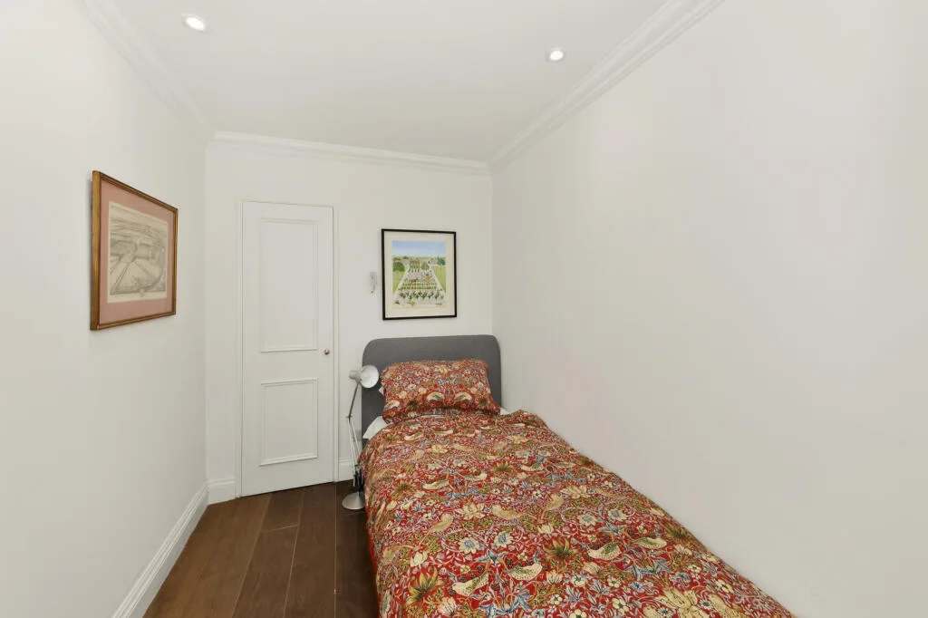 4 bedroom maisonette for rent