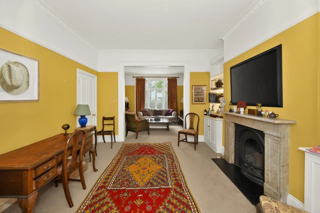 4 bedroom maisonette for rent