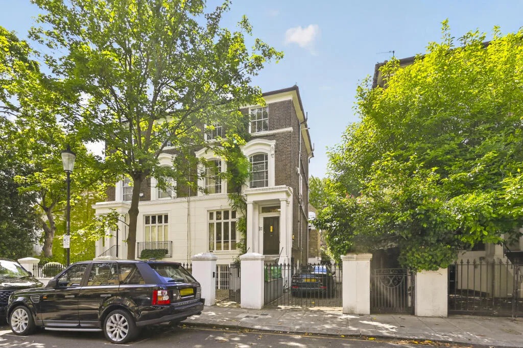 4 bedroom maisonette for rent