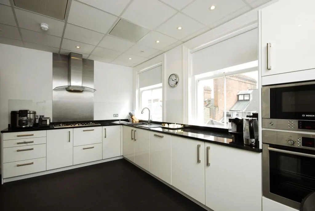 5 bedroom flat for rent