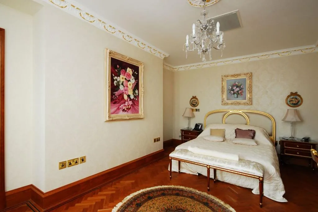 5 bedroom flat for rent