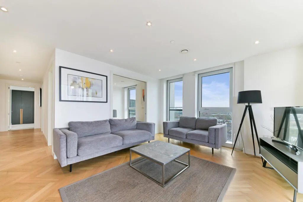 3 bedroom flat for rent
