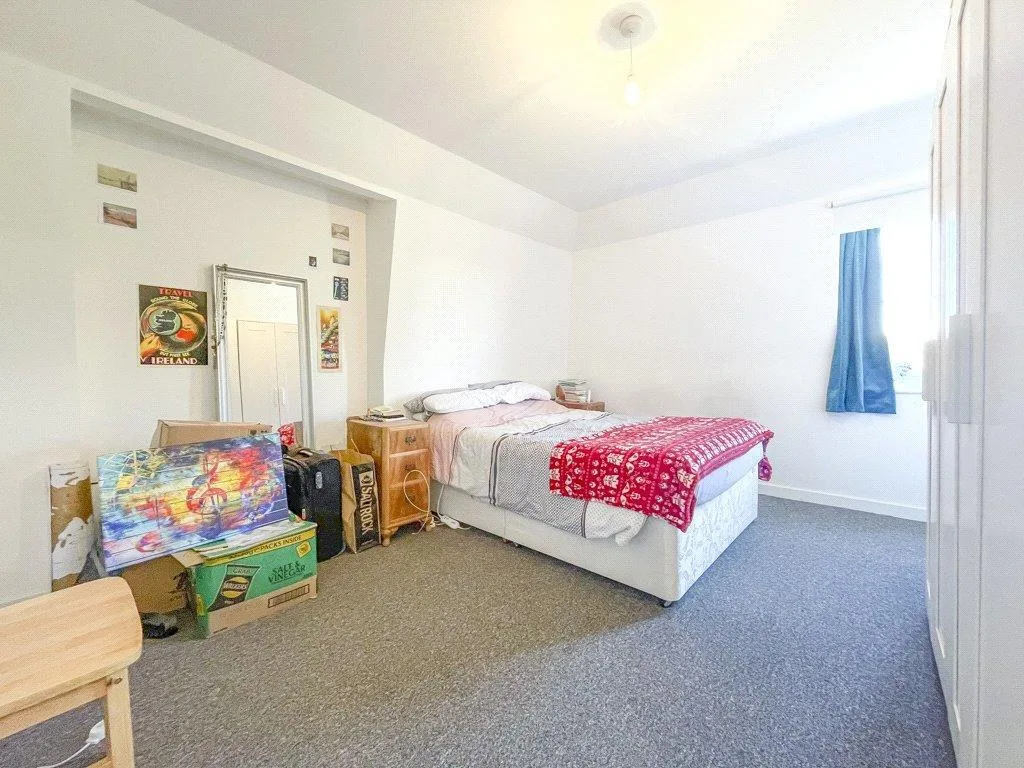 1 bedroom maisonette for rent