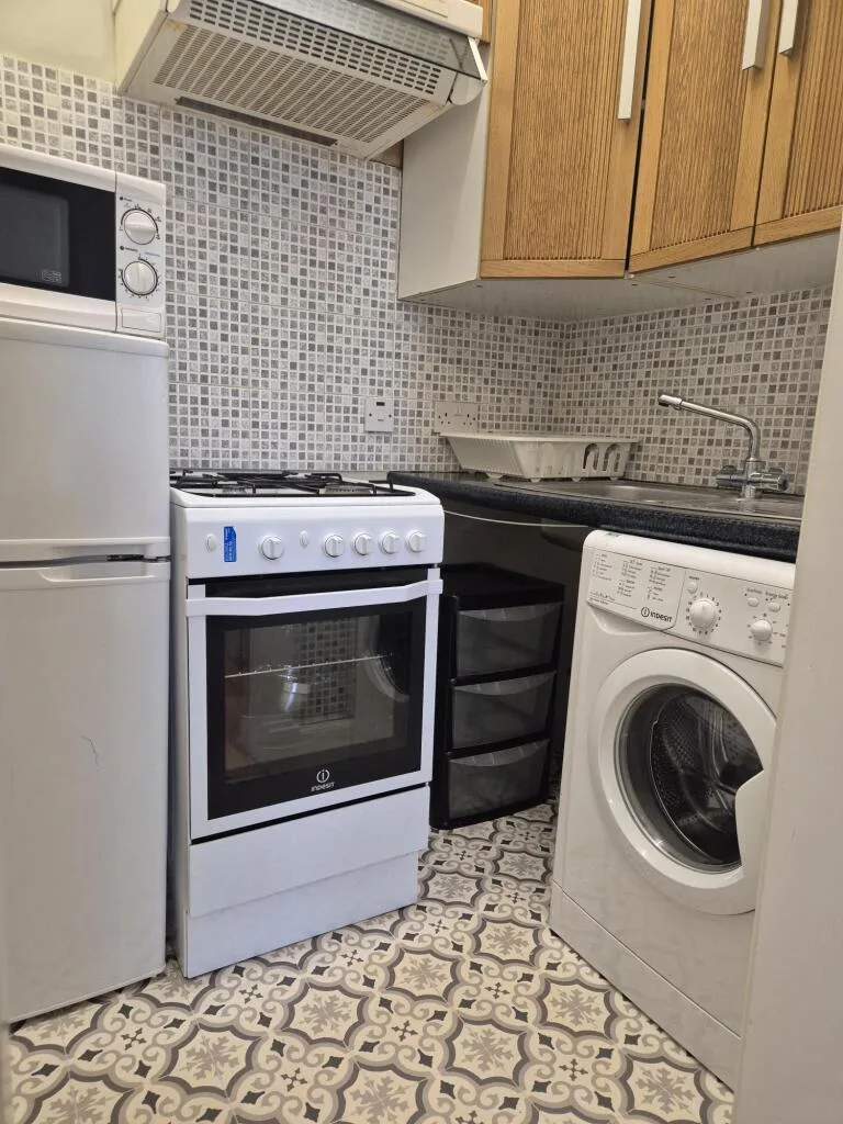 1 bedroom ground floor flat for rent