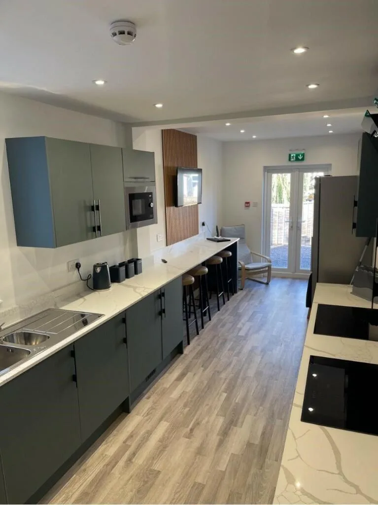 1 bedroom house share for rent