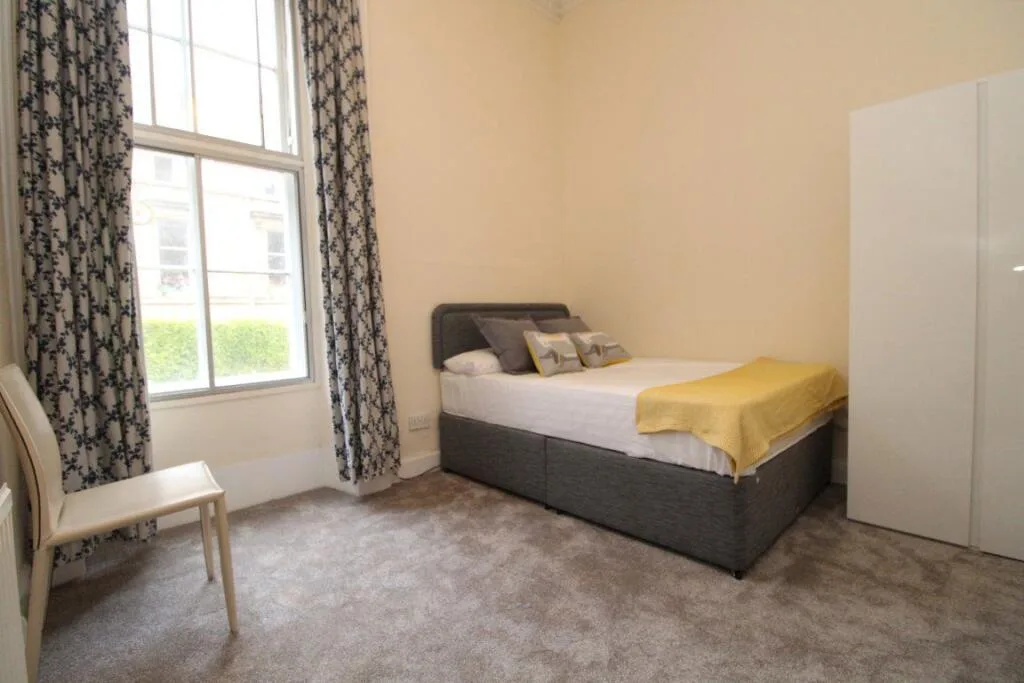 4 bedroom flat for rent