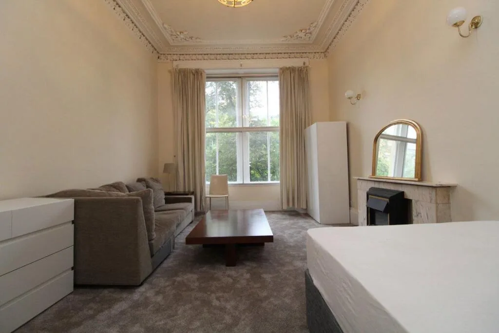 4 bedroom flat for rent