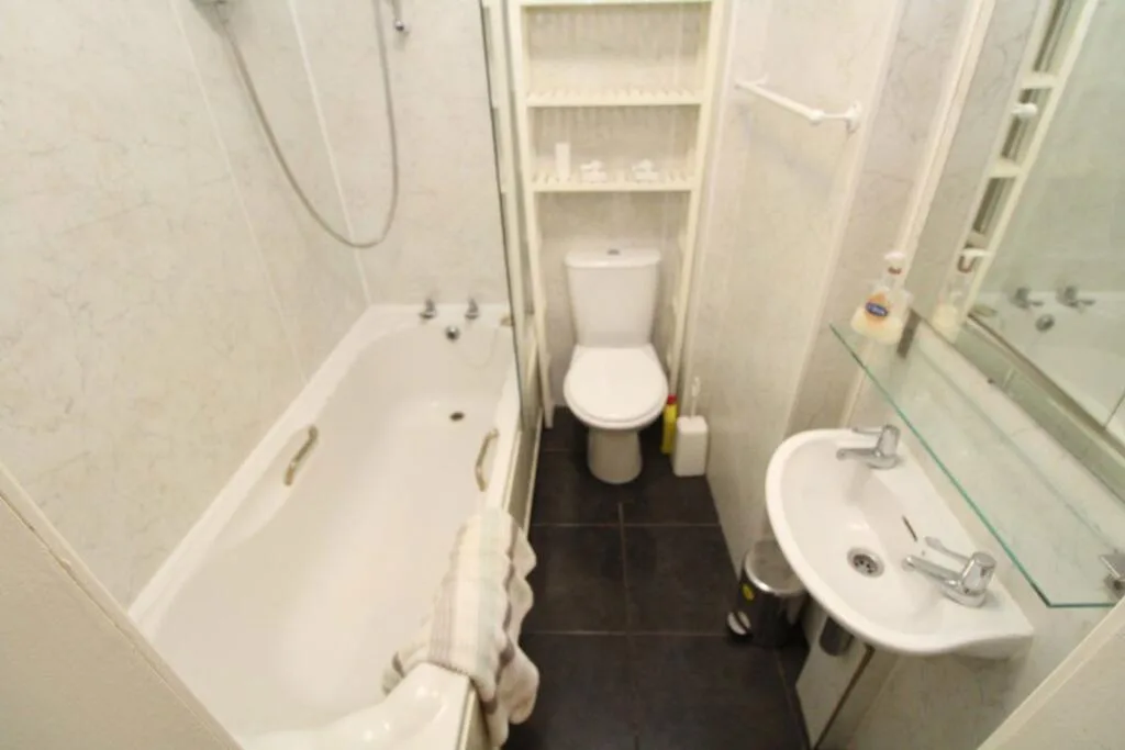 4 bedroom flat for rent