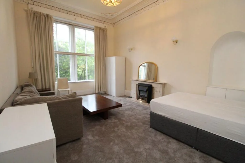 4 bedroom flat for rent