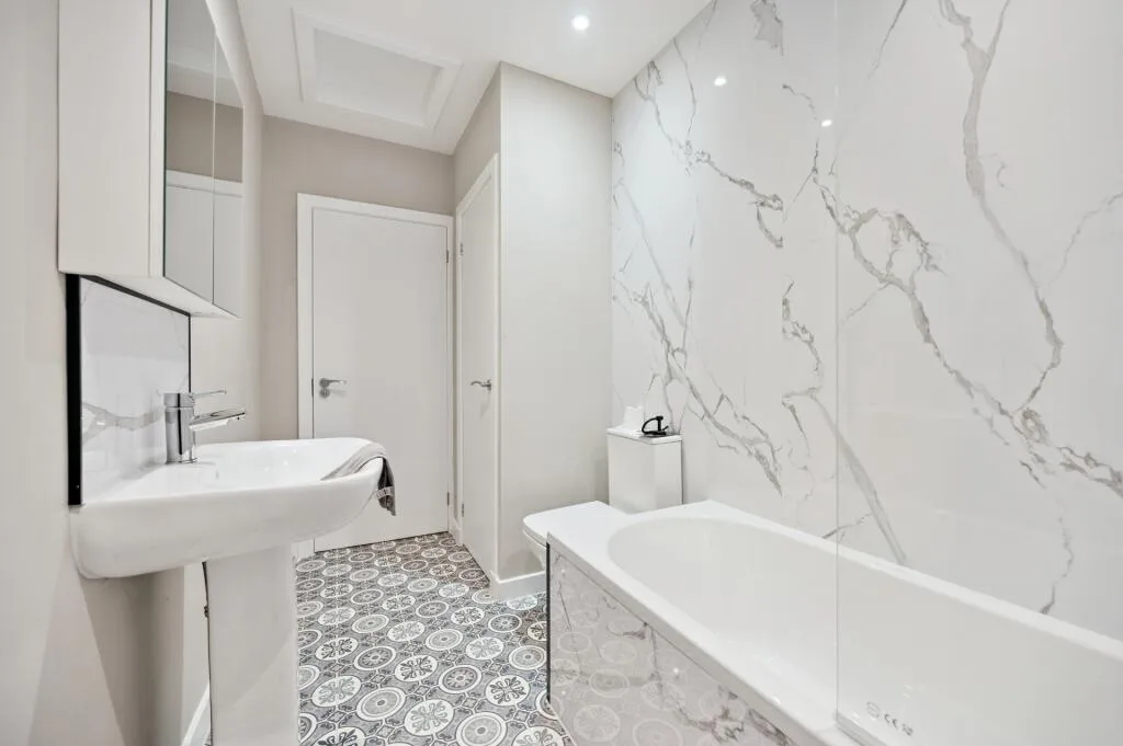 3 bedroom flat for rent