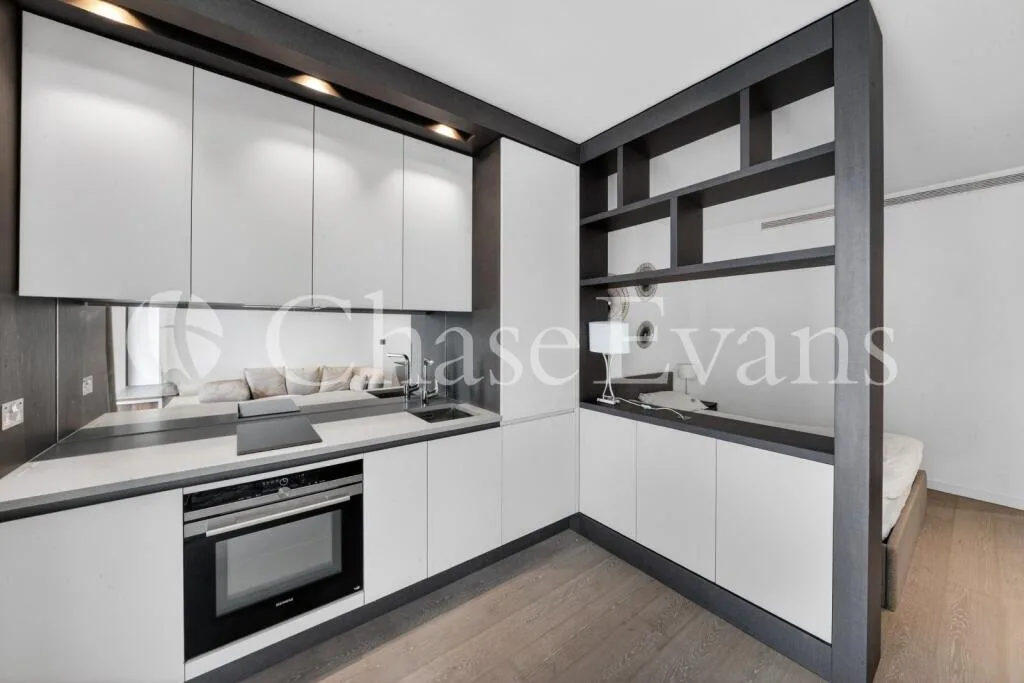 Studio flat for rent