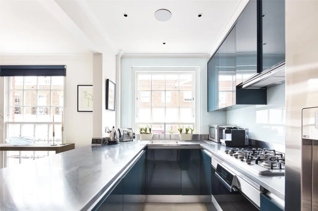 4 bedroom terraced house for rent