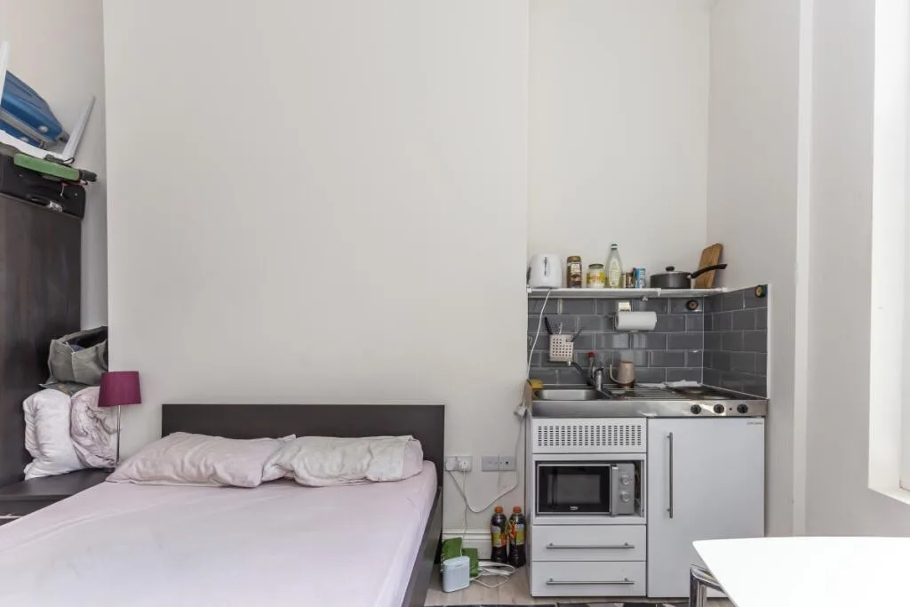Studio flat for rent