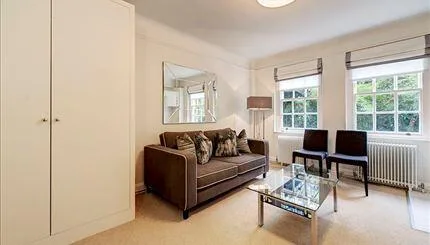 Studio flat for rent