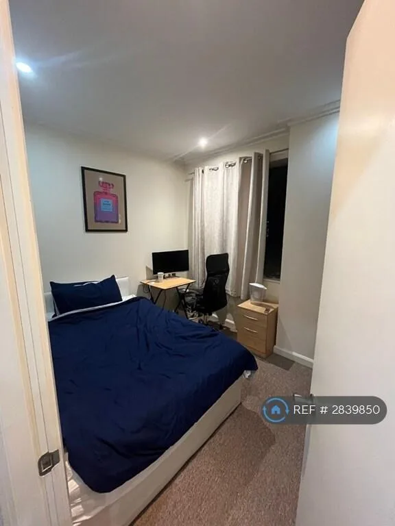 1 bedroom flat share for rent