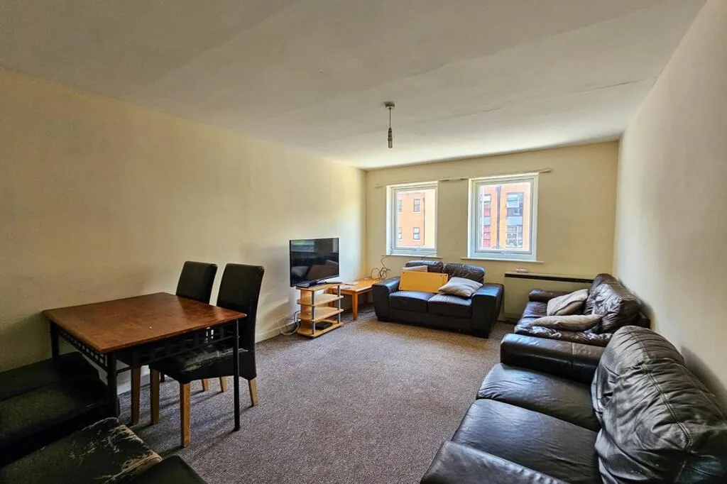 4 bedroom flat for rent