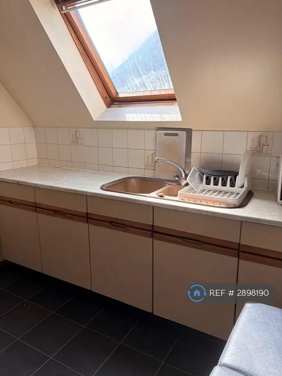 Studio flat for rent