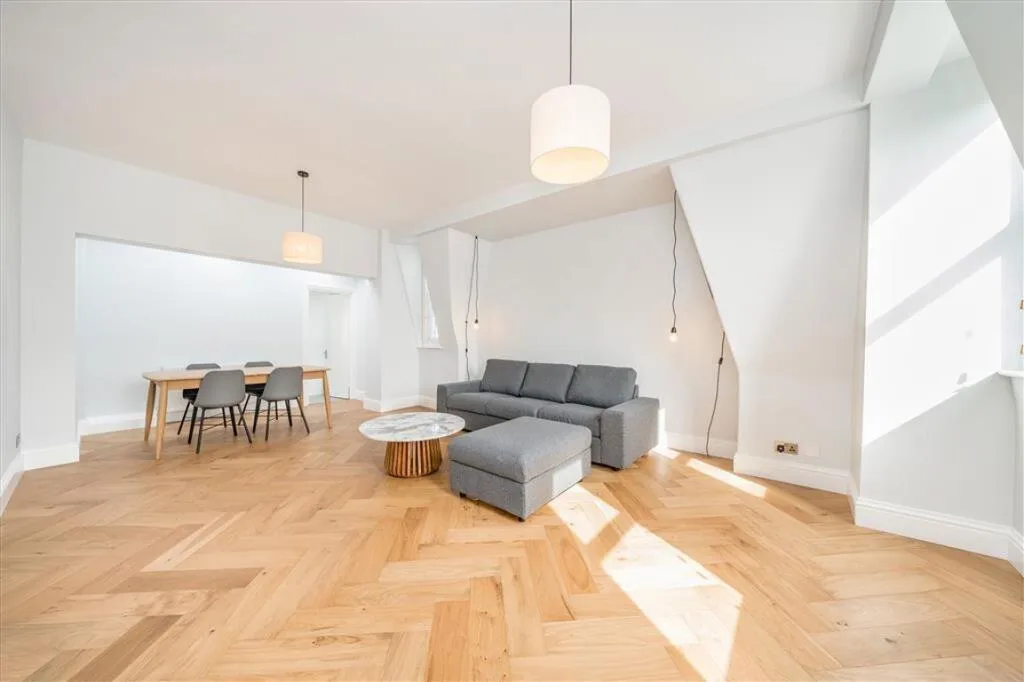 2 bedroom flat for rent
