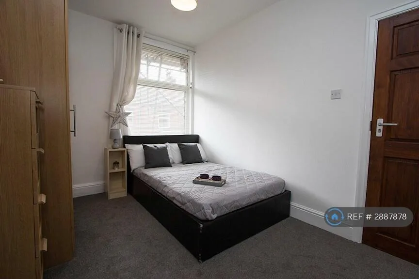 4 bedroom terraced house for rent