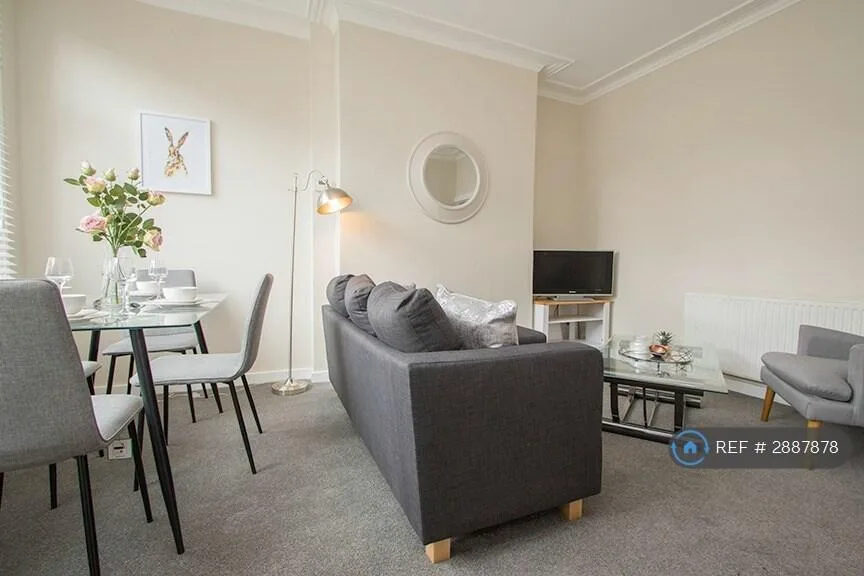 4 bedroom terraced house for rent