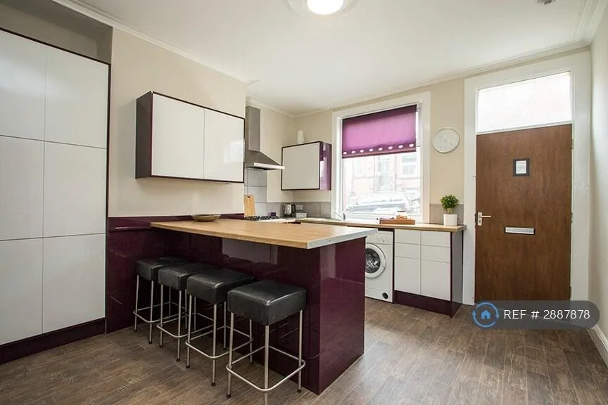 4 bedroom terraced house for rent