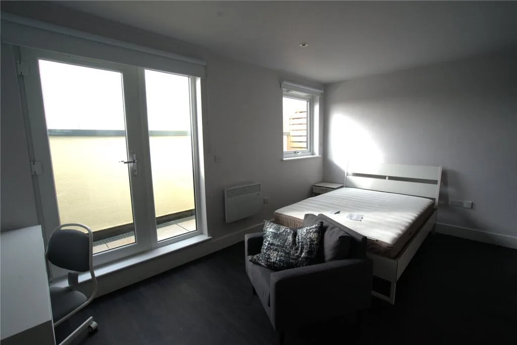 Studio flat for rent