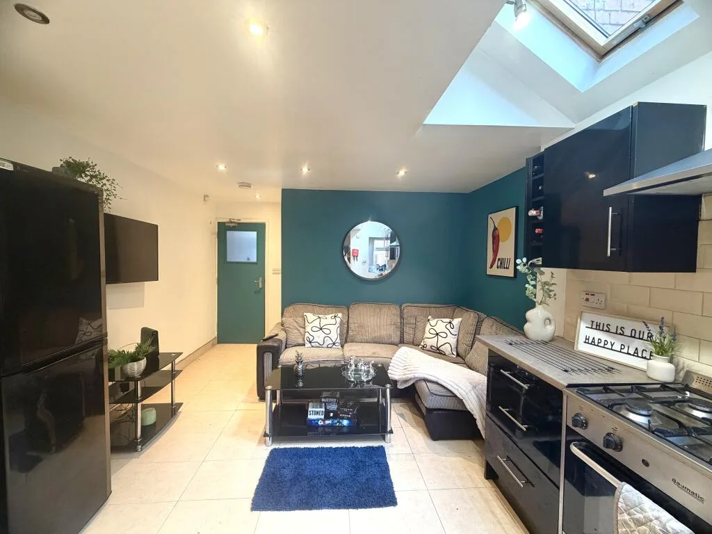 1 bedroom house for rent