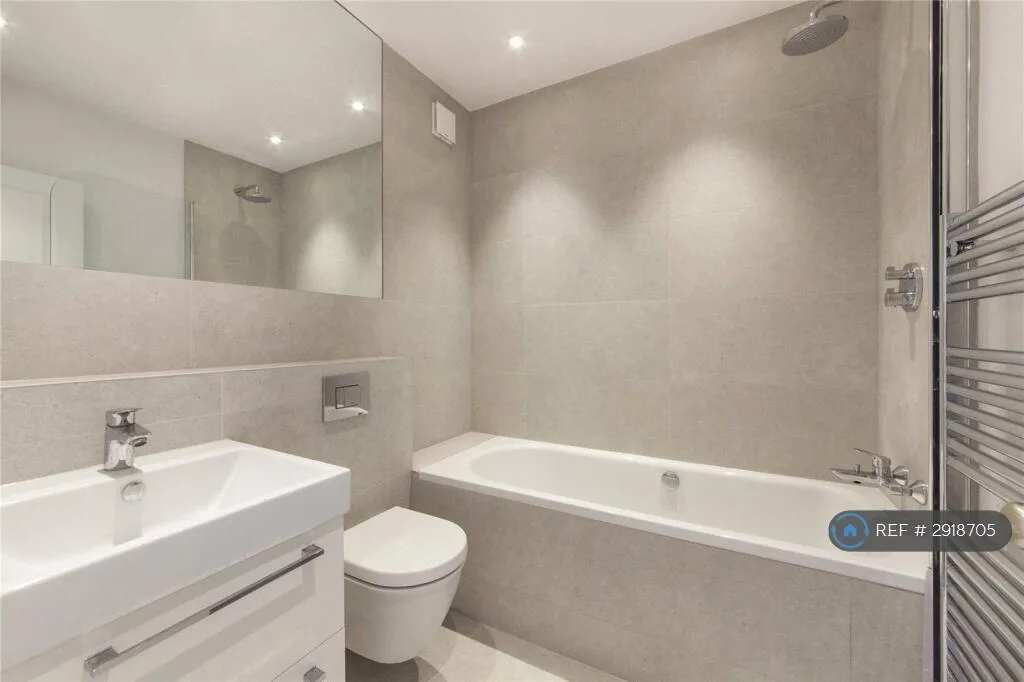 3 bedroom maisonette for rent