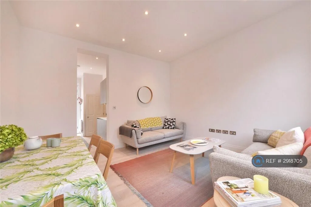 3 bedroom maisonette for rent