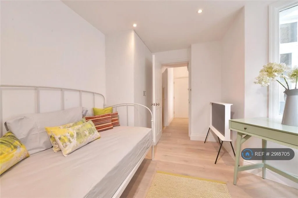 3 bedroom maisonette for rent