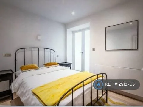 3 bedroom maisonette for rent