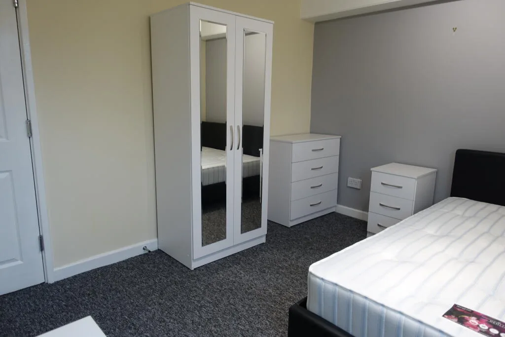 4 bedroom house for rent