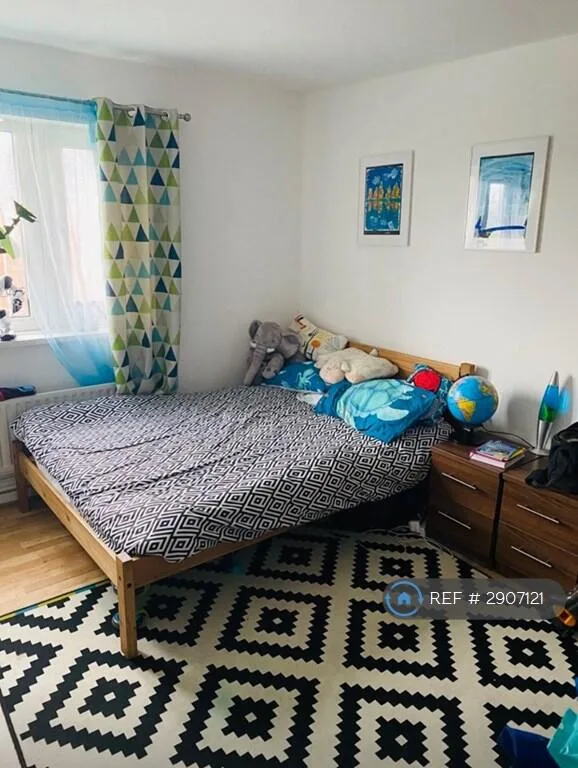 3 bedroom flat for rent