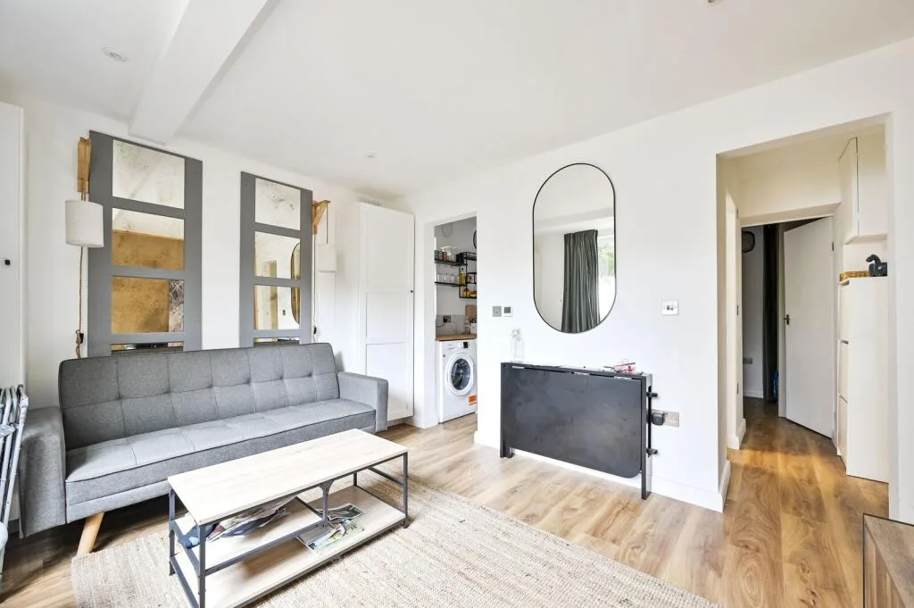 1 bedroom flat for rent