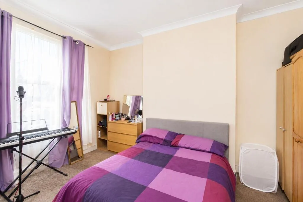 3 bedroom flat for rent