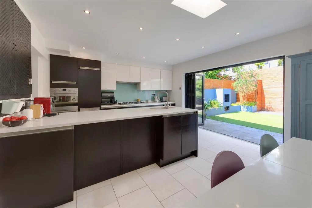 3 bedroom house for rent