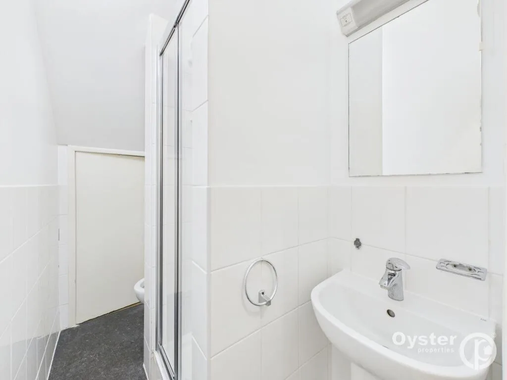1 bedroom house share for rent