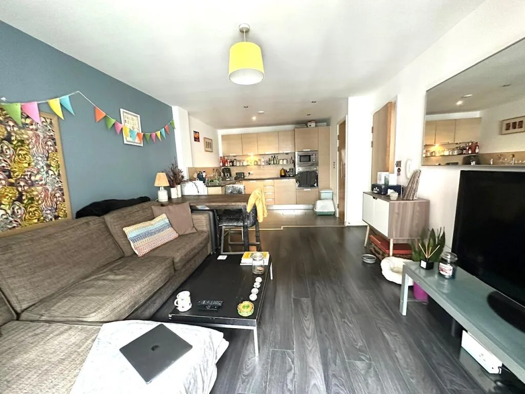 2 bedroom flat for rent