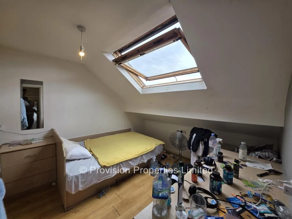 4 bedroom terraced house for rent