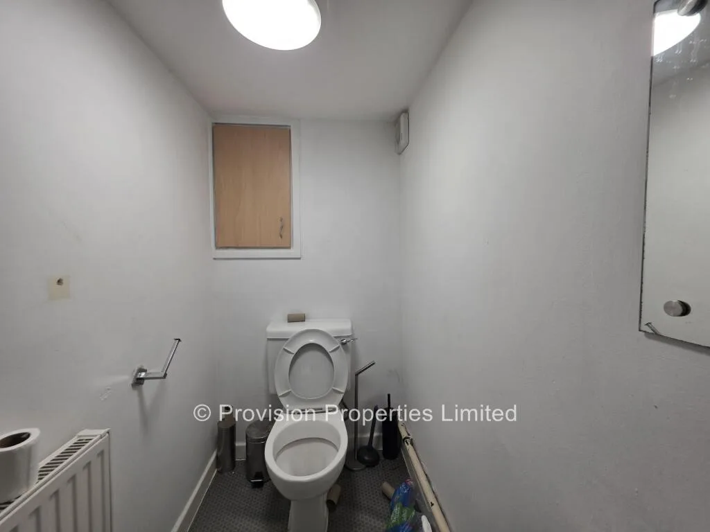 4 bedroom terraced house for rent
