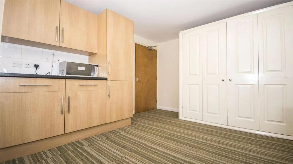Studio apartment for rent