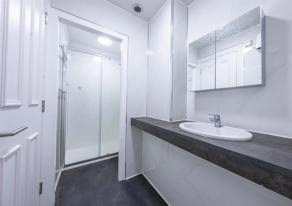 4 bedroom flat for rent