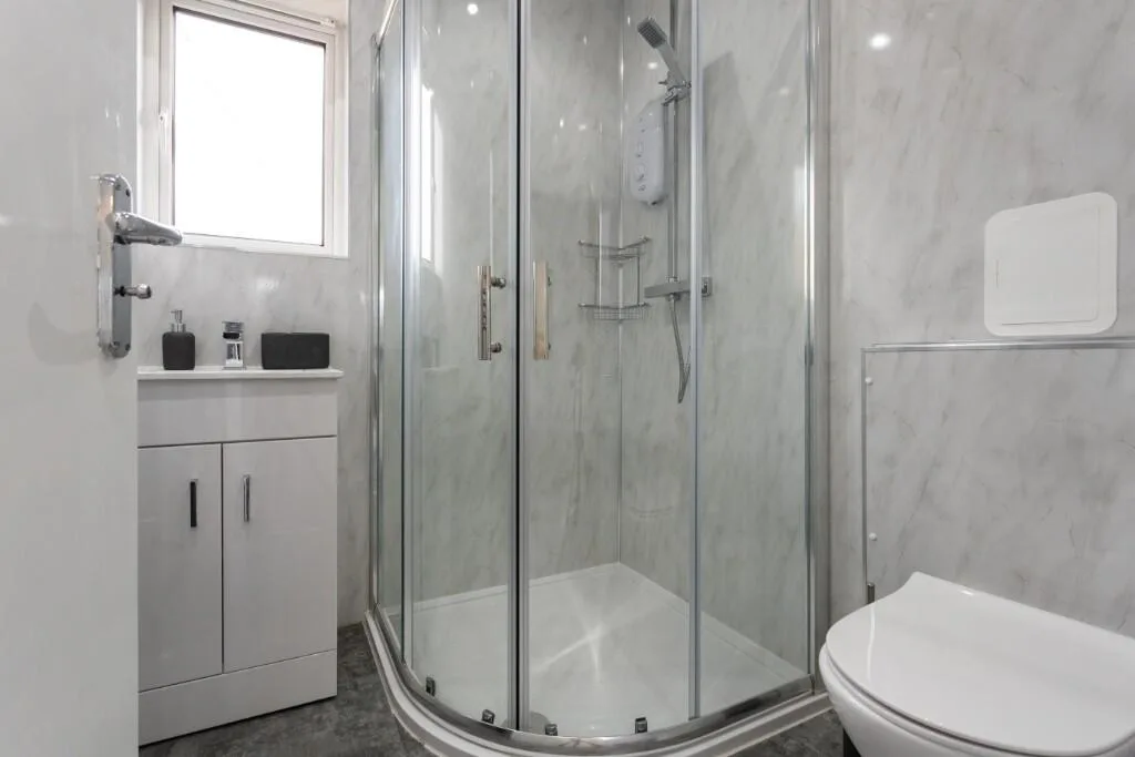 3 bedroom flat for rent